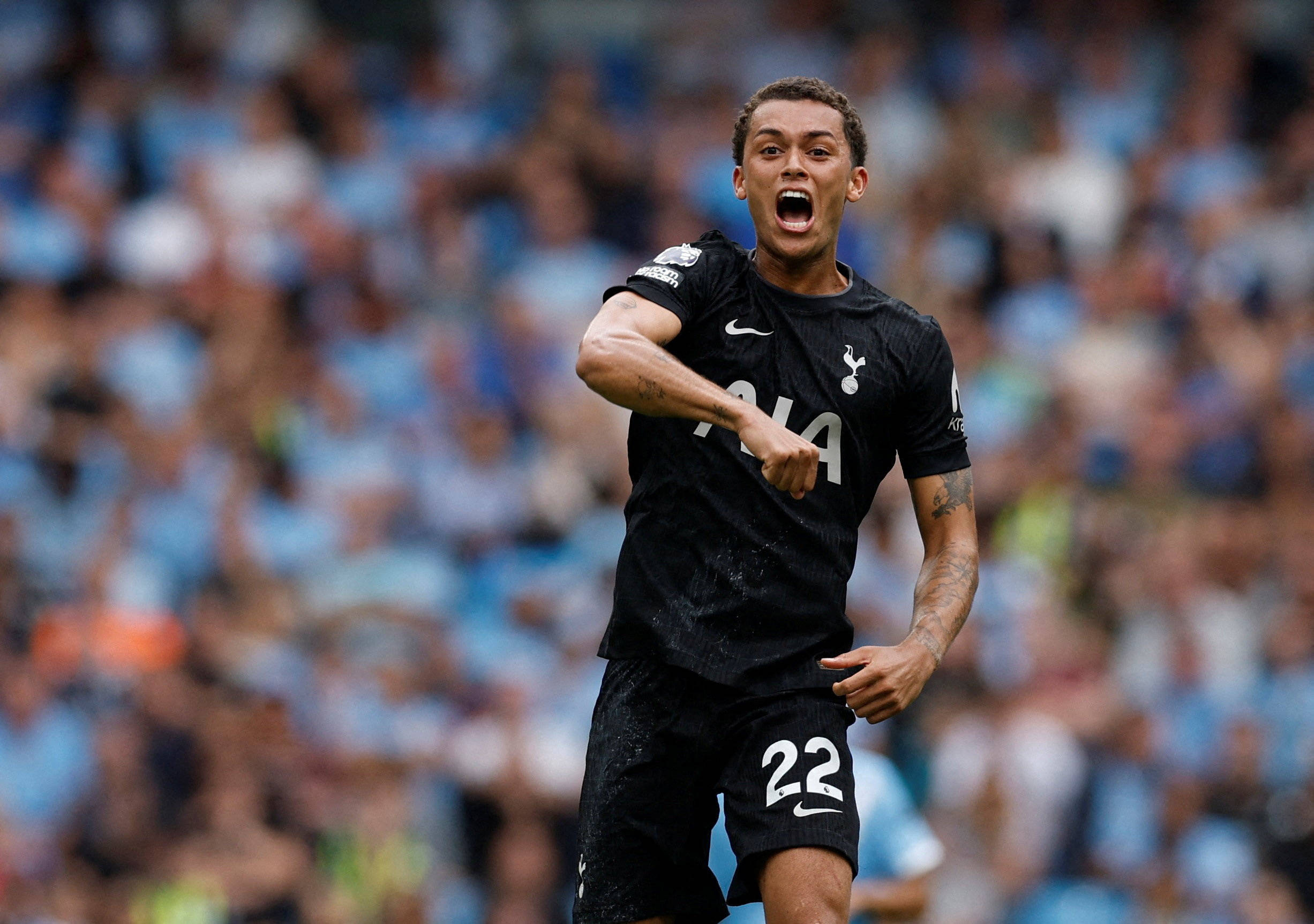 阿森纳主场大胜,英超形势看好备下 阿森纳主场大胜,英超形势看好备下