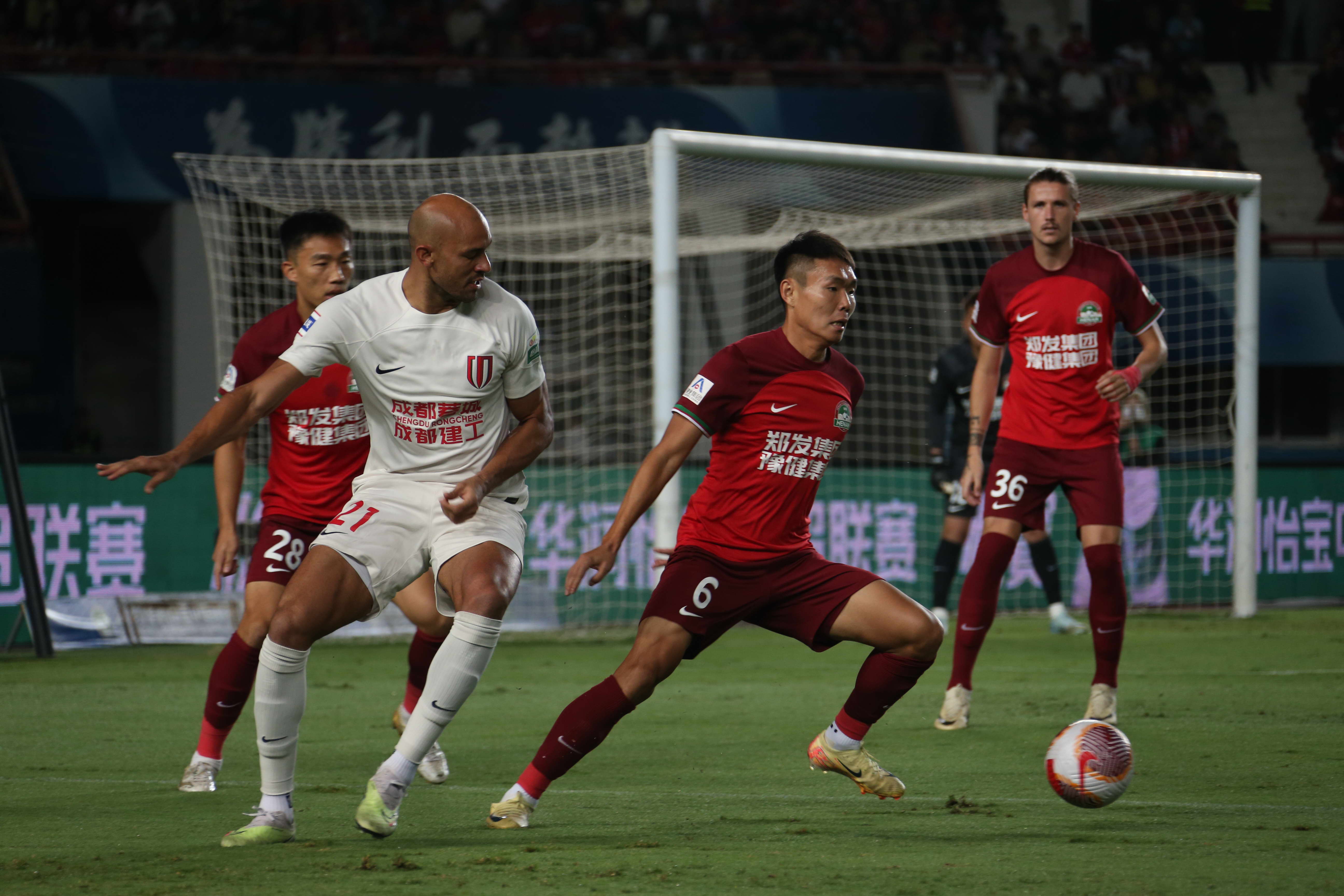 难分伯仲赛局,胜负悬念备至淘汰赛令人瞠目 难分伯仲赛局,胜负悬念备至淘汰赛令人瞠目