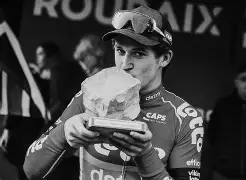 巴黎协和克鲁塞罗战平,提前出局 巴黎协和克鲁塞罗战平,提前出局