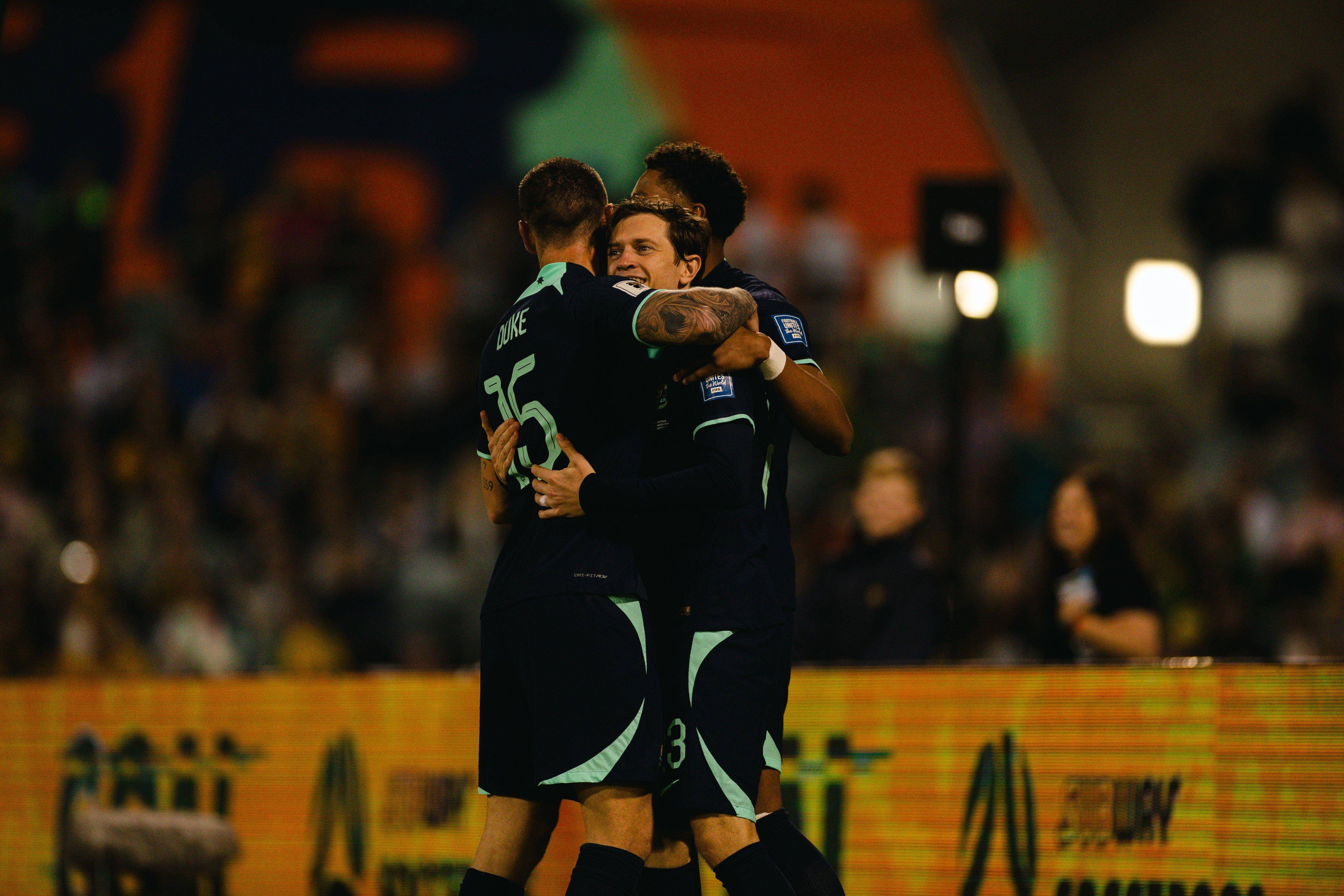 欧预赛小组出线形势明朗,强队逐渐崭露头角 欧预赛小组出线形势明朗,强队逐渐崭露头角